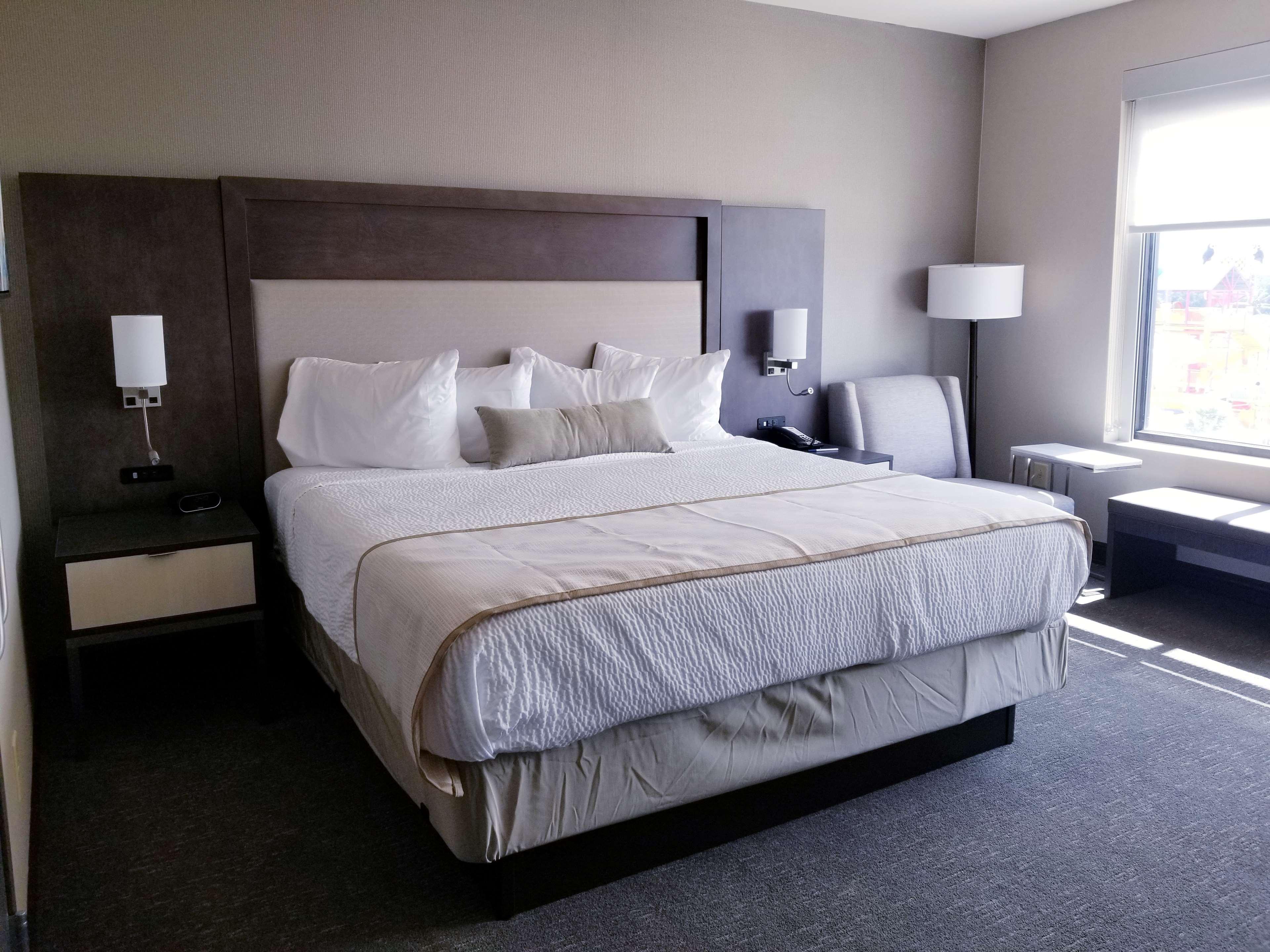 Western Executive Residency Rigby's Water World Hotel Warner Robins