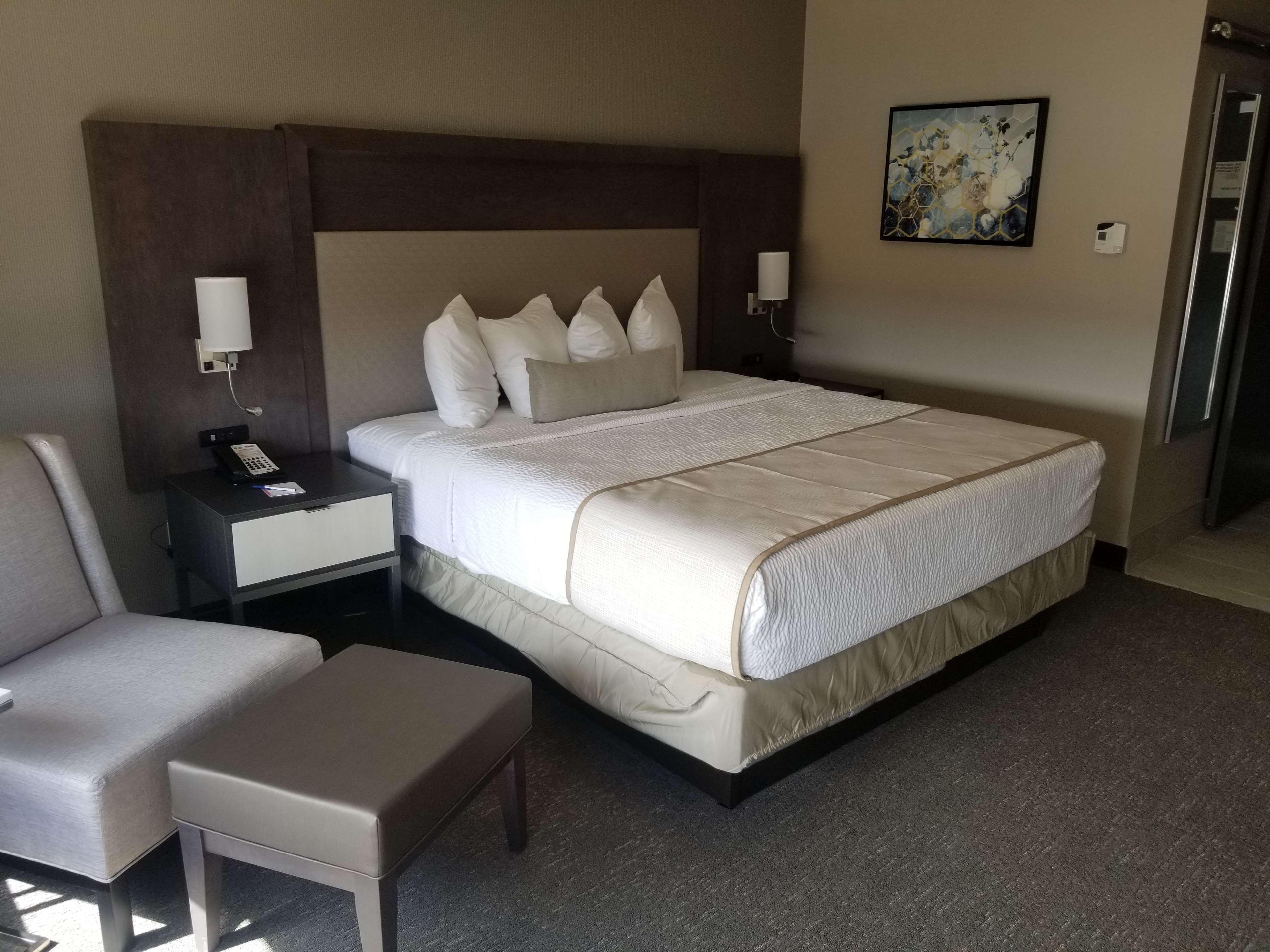 Western Executive Residency Rigby's Water World Hotel Warner Robins