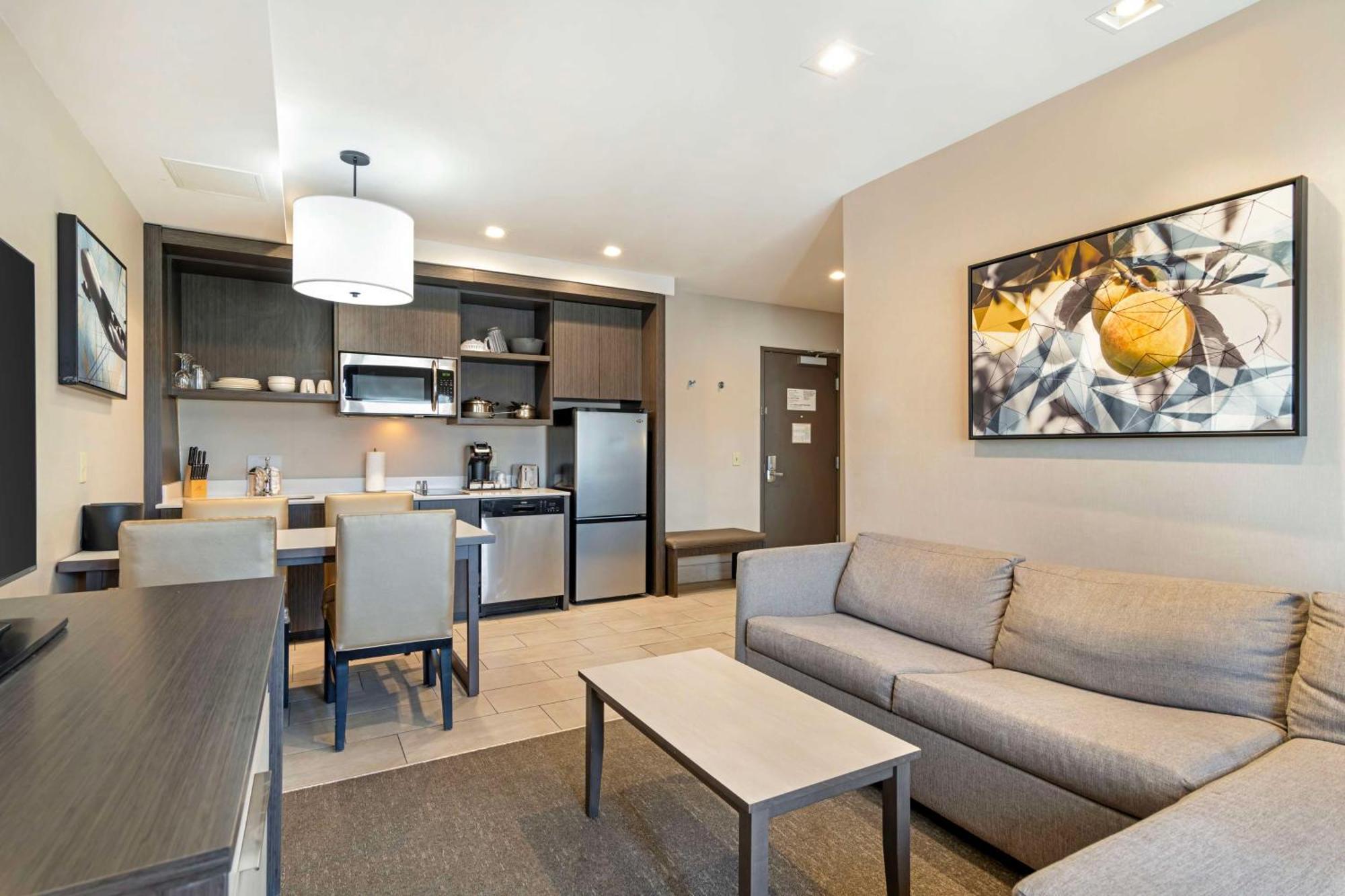 Hotel Western Executive Residency Rigby's Water World